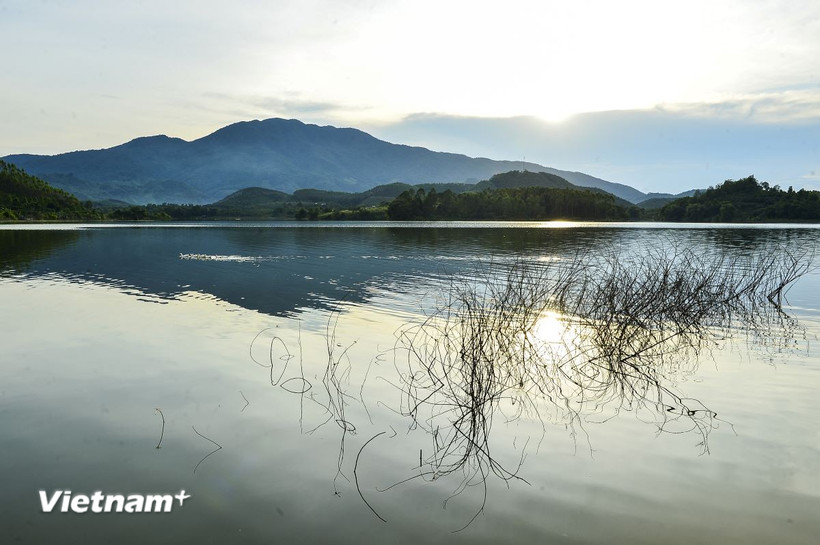 Hồ thủy lợi Ngòi Là. (Ảnh: PV/Vietnam+)