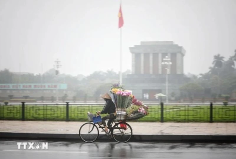 Thời tiết ngày 23/2: Bắc Bộ mưa lạnh, Nam Bộ có nơi nắng nóng