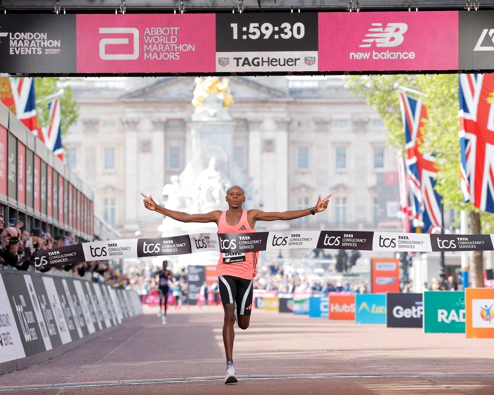 Kỷ lục chưa từng có được thiết lập trên đường chạy marathon