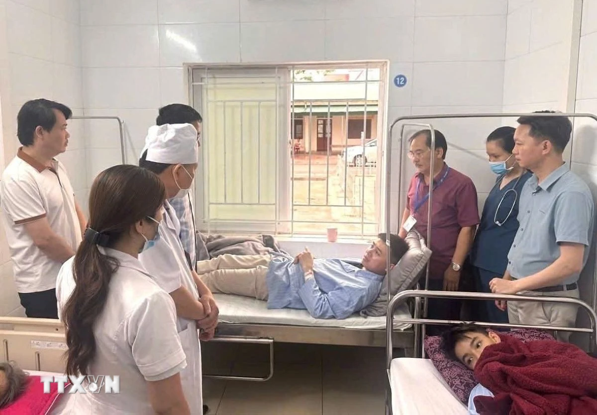 Công bố nguyên nhân khiến 64 người ngộ độc bánh mì ở Nghệ An