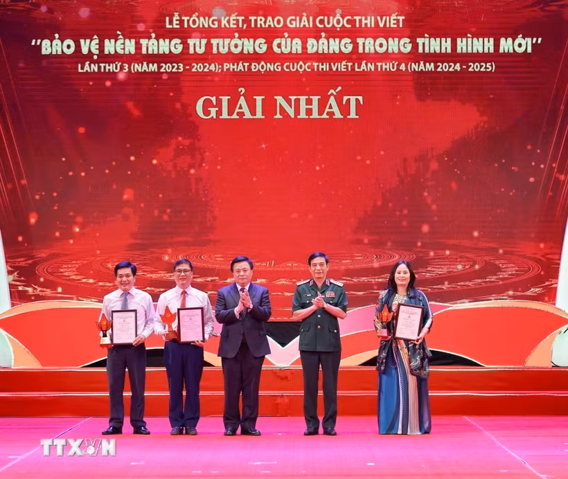 2006nentangtutuong3-373.jpg