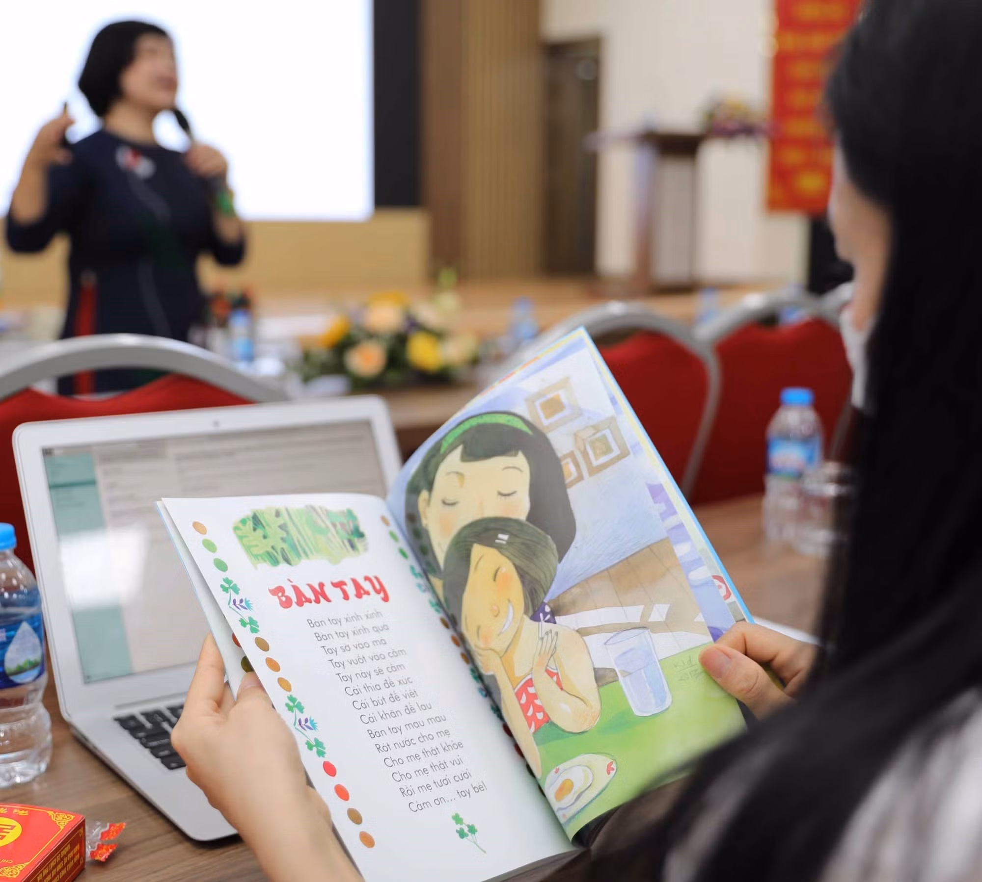 vna-potal-lan-toa-tinh-yeu-tieng-viet-qua-phong-trao-day-va-hoc-tieng-viet-trong-cong-dong-nguoi-viet-nam-o-nuoc-ngoai-6288531-3091.jpg