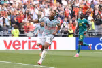 Tielemans lập cú đúp đưa Bỉ thẳng tiến vào vòng 1/8 World Cup 2026. (Ảnh: AFP/TTXVN)