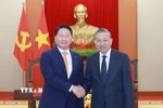 Tổng Bí thư Tô Lâm tiếp ông Chey Tae-won, Chủ tịch Tập đoàn SK, Hàn Quốc. (Ảnh: Thống Nhất/TTXVN)