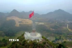 Cột cờ Lũng Cú nằm ở đỉnh Lũng Cú. (Ảnh: Thành Đạt/TTXVN)