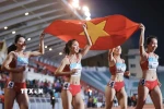 Hoàng Thị Minh Hạnh, Lê Thị Tuyết Mai, Nguyễn Thị Hằng, Nguyễn Thị Ngọc đã xuất sắc giành HCV nội dung 4x400m tiếp sức nữ. (Ảnh: Minh Quyết/TTXVN)