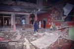 Ngôi nhà đổ nát sau vụ tấn công bằng tên lửa nghi của Ấn Độ. (Nguồn: AP)