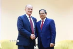 Thủ tướng Phạm Minh Chính tiếp đồng chí Gennady Zyuganov, Chủ tịch Đảng Cộng sản Liên bang Nga. (Ảnh: Dương Giang/TTXVN)