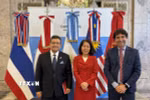 Đại sứ Việt Nam Ngô Minh Nguyệt, Đại sứ Indonesia Sulaiman Syarif và Chủ tịch Phòng thương mại Mercosur-ASEAN (MACC) Rodolfo Caffaro tại Hội thảo. (Ảnh: Diệu Hương/TTXVN)