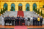 Chủ tịch nước Lương Cường với Đại sứ, Đại biện các nước ASEAN và Timor Leste tại Việt Nam. (Ảnh: Lâm Khánh/TTXVN)