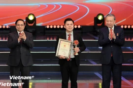 Toàn cảnh Lễ trao Giải Búa liềm Vàng lần thứ X năm 2025