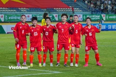Đội tuyển Nữ Việt Nam ăn mừng bàn thắng trong trận giao hữu với Câu lạc bộ Nữ Werder Bremen. (Ảnh: Việt Anh/Vietnam+)