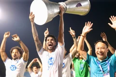 Thép Xanh Nam Định bảo vệ thành công danh hiệu vô địch V-League. (Ảnh: thepxanhnamdinh)