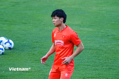 Tiền đạo Công Phượng bất ngờ dính chấn thương và phải nói lời chia tay đợt tập trung Đội tuyển Quốc gia. (Ảnh: Việt Anh/Vietnam+)