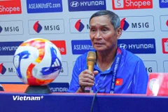 Huấn luyện viên Mai Đức Chung quyết tâm giành chiến thắng ở trận tranh hạng Ba Giải AFF Cup Nữ 2025. (Ảnh: Việt Anh/Vietnam+)