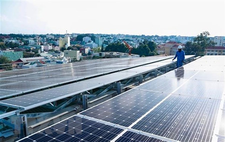 Điện Mặt trời: Xử lý nghiêm kết luận kiểm tra, khắc phục bất cập | Vietnam+  (VietnamPlus)