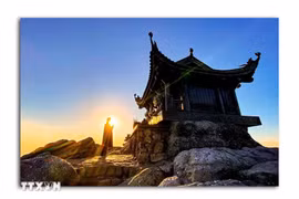 Trên đỉnh chùa Đồng, Yên Tử. (Ảnh: TTXVN phát)