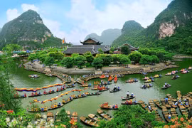 Ninh Bình có sức hút đặc biệt với du khách trong và ngoài nước. (Ảnh: CTV/Vietnam+)