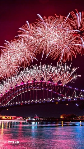 Màn pháo hoa chào đón Năm mới tại Sydney, Australia ngày 1/1/2022. (Ảnh: THX/TTXVN)