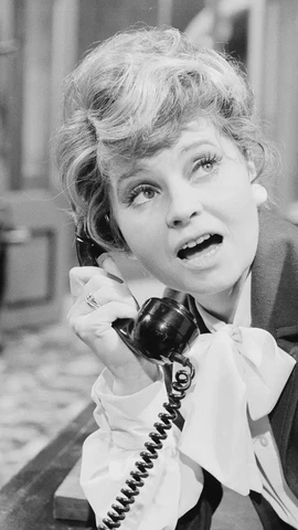 Nữ diễn viên Prunella Scales trong tập phim hài năm 1975 của đài BBC “Fawlty Towers”. (Ảnh: Getty Images)