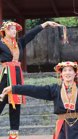 Múa chuông truyền thống của đồng bào dân tộc Dao, xã Tây Yên Tử (Bắc Ninh). (Ảnh: Thanh Thương/TTXVN)