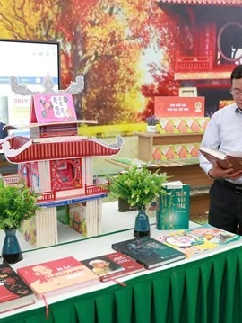 Dấu ấn Nhà xuất bản Giáo dục Việt Nam trong không gian ‘Mùa vàng tri thức’”