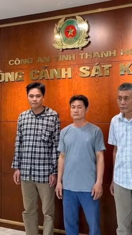 Các đối tượng Nguyễn Văn Chiến, Lê Văn Trung và Nguyễn Khắc Nguyên tại cơ quan Công an. (Ảnh: Báo Thanh Hóa)