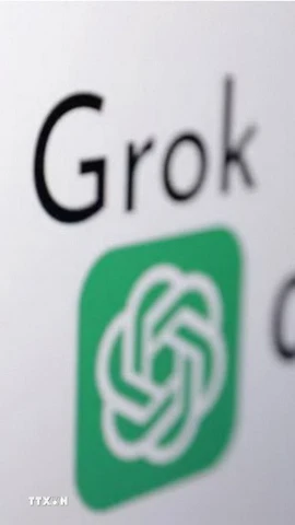 Biểu tượng Grok chatbot. (Ảnh: Reuters/TTXVN)