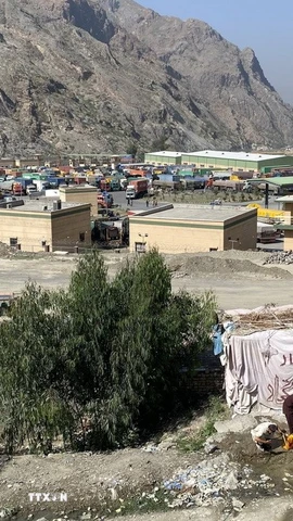 Cửa khẩu Torkham ở biên giới Pakistan-Afghanistan. (Ảnh: THX/TTXVN)