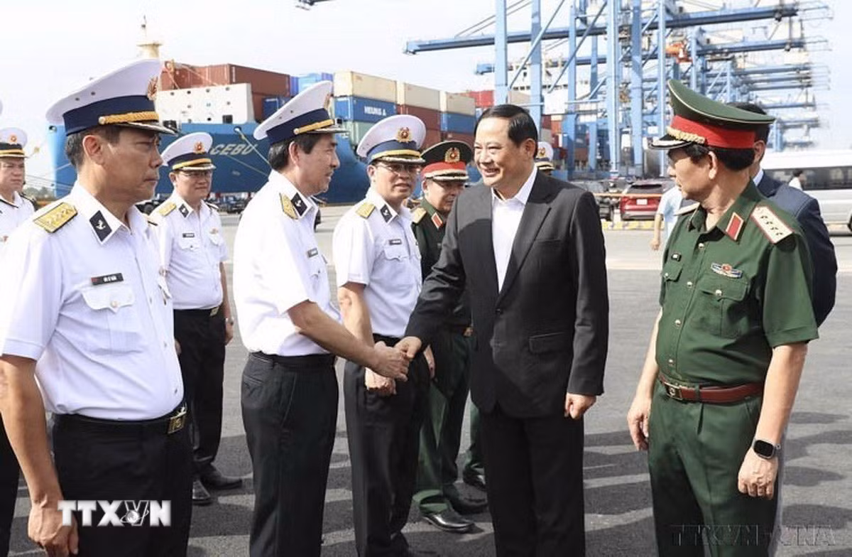 ttxvn-quan-he-doan-ket-dac-biet-hop-tac-toan-dien-viet-nam-lao-25.jpg
