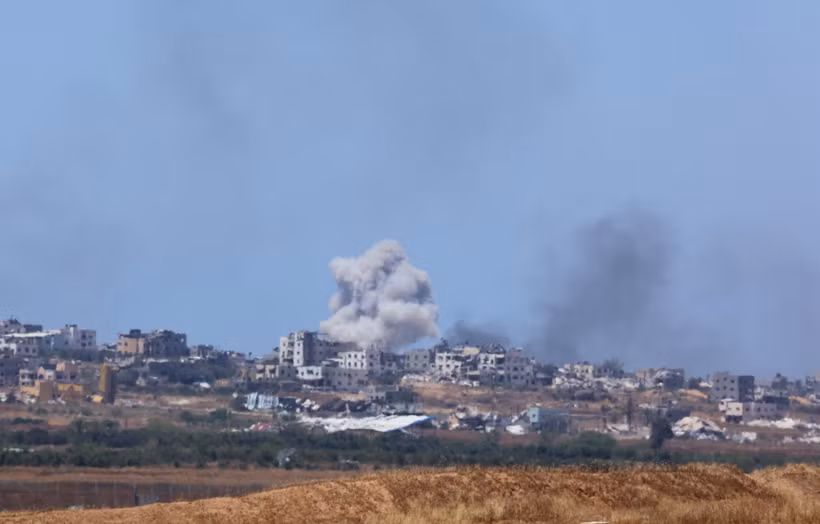 Khói bốc lên sau cuộc không kích trong xung đột Hamas-Israel tại Dải Gaza ngày 16/5/2024. (Ảnh: THX/TTXVN)