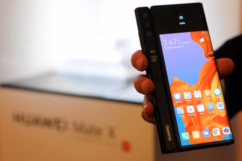 Huawei Mate X. (Nguồn: Reuters)