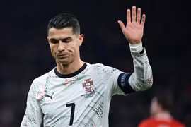 Nhìn lại những tượng đài vòng loại World Cup: "Siêu nhân" Ronaldo vĩ đại cỡ nào?