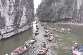 Ninh Bình: Bản tình ca mùa thu giữa lòng di sản Tràng An