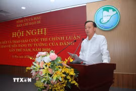 Phó Bí thư Thường trực Tỉnh ủy Cà Mau Huỳnh Quốc Việt phát biểu chỉ đạo tại hội nghị. (Ảnh: Chanh Đa/TTXVN)