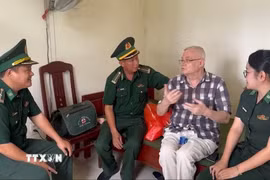 Ông Grosman Eugene (sinh năm 1945, quốc tịch Mỹ) bày tỏ mong muốn sau khi qua đời sẽ hiến tạng cho y học Việt Nam, góp phần cứu chữa, mang lại cơ hội sống cho người bệnh. (Ảnh: TTXVN phát)