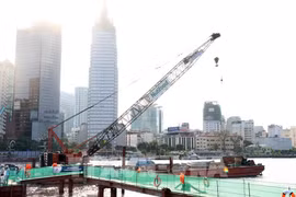 Cầu đi bộ qua sông Sài Gòn được kỳ vọng sẽ trở thành điểm nhấn kiến trúc-văn hóa mới của Thành phố Hồ Chí Minh. (Ảnh: Tiến Lực/TTXVN)