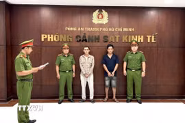 Các đối tượng bị khởi tố. (Ảnh: TTXVN phát)