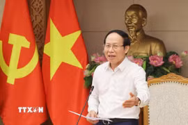 Phó Thủ tướng Lê Tiến Châu chủ trì họp về Đề án phát triển các cơ sở giáo dục đại học trên địa bàn Thủ đô. (Ảnh: Lâm Khánh/TTXVN)