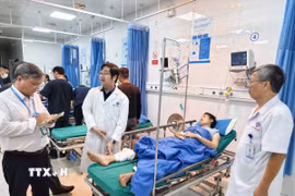 Các nạn nhân đang được điều trị tại Bệnh viện Hùng Vương Gia Lai. (Ảnh: Hoài Nam/TTXVN)