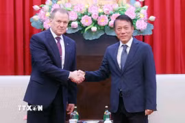 Đại tướng Lương Tam Quang, Bộ trưởng Bộ Công an tiếp Giám đốc Cơ quan Thi hành án Liên bang Nga (FSIN) Arkady Alexandrovich Gostev. (Ảnh: Phạm Kiên/TTXVN)