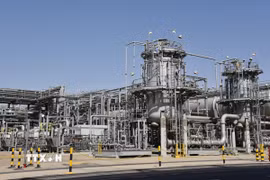 Nhà máy lọc dầu tại Dammam, Saudi Arabia. (Ảnh: THX/TTXVN)