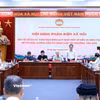 Ủy ban Trung ương Mặt trận Tổ quốc Việt Nam phối hợp với Bộ Dân tộc và Tôn giáo tổ chức Hội nghị phản biện xã hội đối với dự thảo Nghị định quy định chi tiết một số điều và biện pháp để tổ chức, hướng dẫn thi hành Luật Tín ngưỡng, tôn giáo. (Ảnh: PV/Vietnam+)