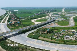 Dự án đầu tư xây dựng tuyến đường bộ cao tốc Ninh Bình-Hải Phòng. (Ảnh: Quốc Khánh/TTXVN)