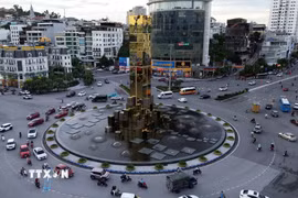 Quảng Ninh xác định quyết tâm hoàn thành mục tiêu tăng trưởng tổng sản phẩm trên địa bàn (GRDP) quý 3 đạt 15,41% theo kịch bản điều chỉnh. (Ảnh: Đức Hiếu/TTXVN)
