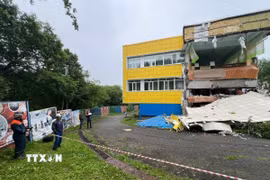 Một nhà trẻ bị hư hại sau trận động đất ở Petropavlovsk-Kamchatka, Nga, ngày 30/7/2025. (Ảnh: THX/TTXVN)