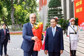 Chủ tịch Quốc hội Trần Thanh Mẫn hội kiến Tổng thống Thụy Sĩ
