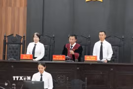 Tòa án Nhân dân tỉnh Đắk Lắk tuyên án các bị cáo. (Ảnh: Ngọc Minh/TTXVN)