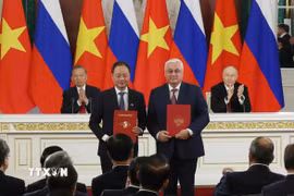 Tổng Bí thư, Chủ tịch nước Tô Lâm và Tổng thống Putin chứng kiến Lễ trao các văn kiện hợp tác giữa Việt Nam-Liên bang Nga
