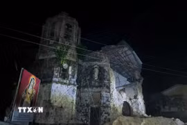 Nhà thờ bị hư hại sau trận động đất tại tỉnh Cebu, Philippines, ngày 30/9/2025. (Nguồn: THX/TTXVN)